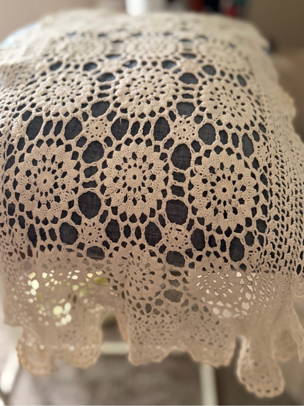Vintage Lot Of 5 Doilies: 1 Table Runner, 1 Oval, 3 Round 1920’s-1949’s Antique